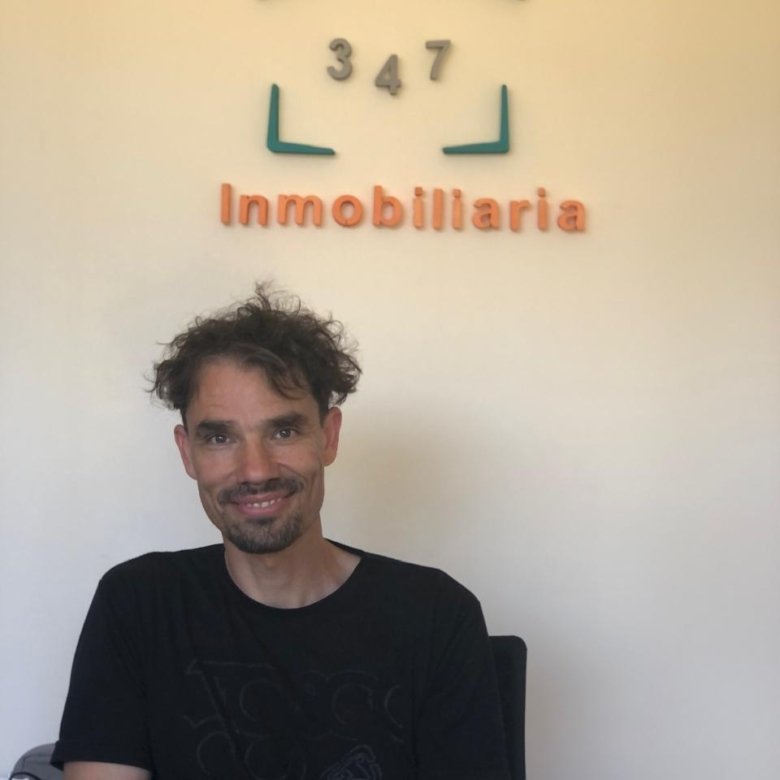 Agente inmobiliario Marcos